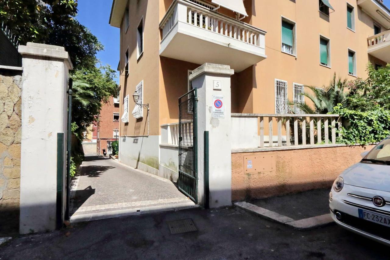St Peter Mediatrice Apartment Rome Luaran gambar